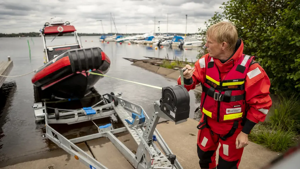 Ny dragbil för snabbare sjöräddning